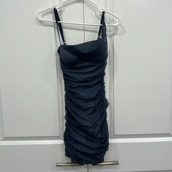 Oh Polly Dresses & Skirts - Oh Polly Dress Size 0